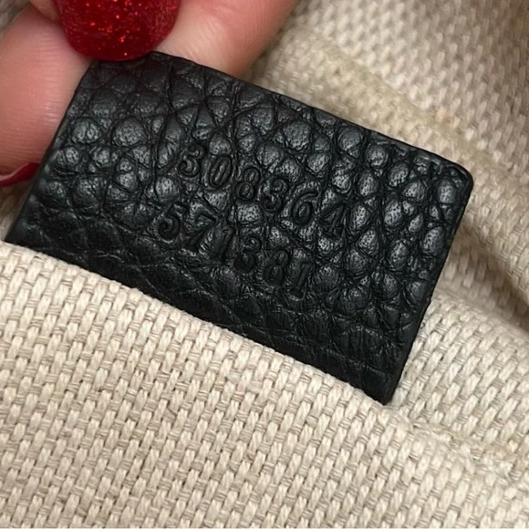 Gucci Black Crossbody Bag with Iconic GG Logo - Picture 7 of 10
